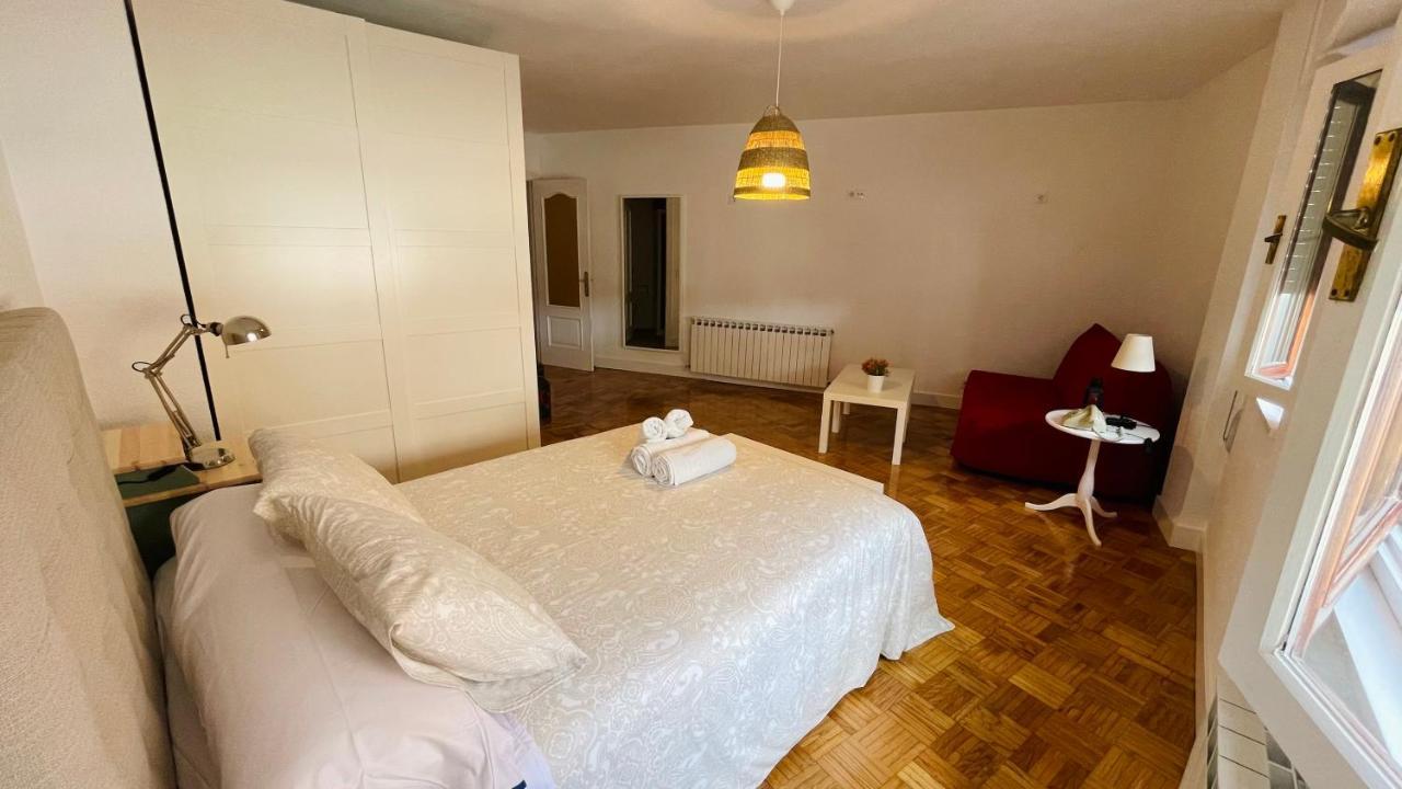 Apartamento Horreo -San Pelayo- Onís Buitenkant foto